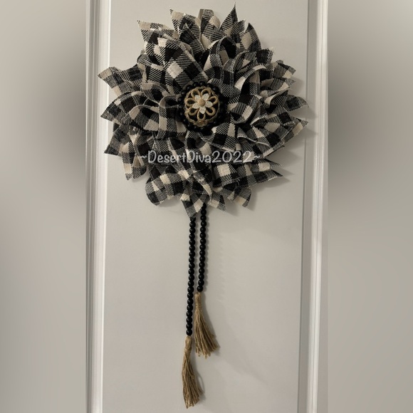 W010 - Black & Natural Beige Checked Burlap Wreath with Dangling Bead Accents